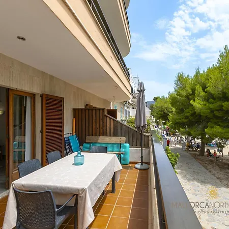 Private With Inviting Space Apartment