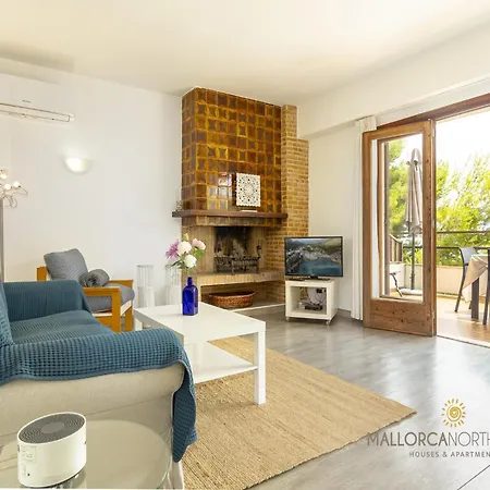 Private With Inviting Space Apartment