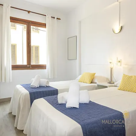 Private With Inviting Space *